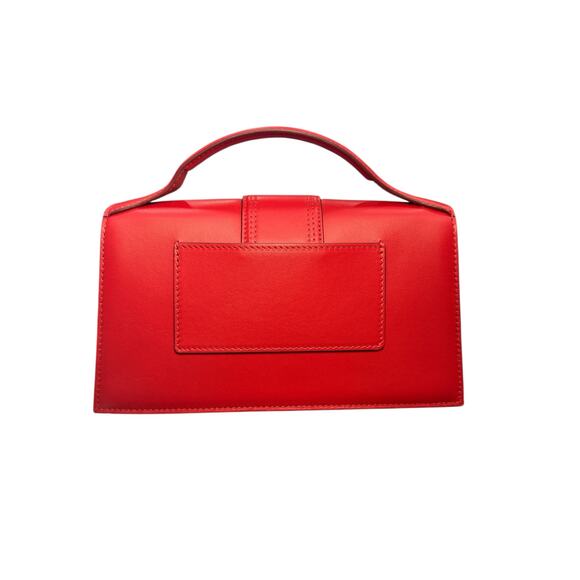 Jacquemus JACQUEMUS
‘LE GRAND BAMBINO’ SHOULDER BAG
Retail
$1,089.00 - Picture 2 of 6